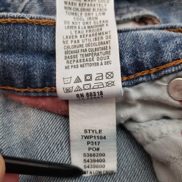 Lucky Brand Crop Jeans Size: 6/ 28” - Picture 4 of 6